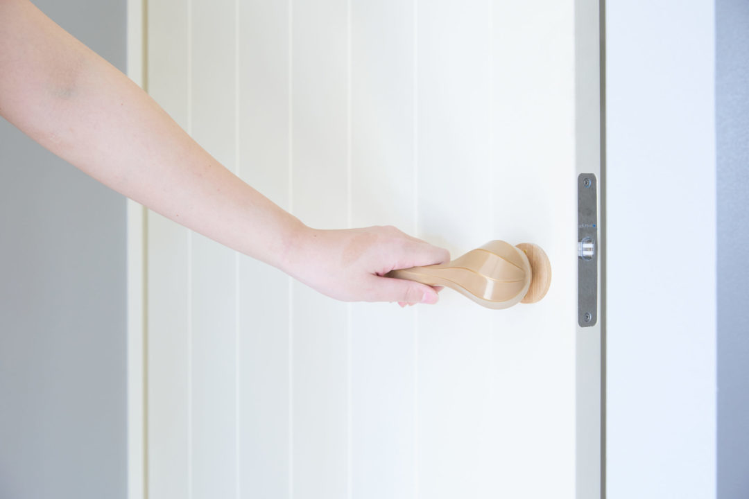 漆塗り レバーハンドル 金線蒔絵